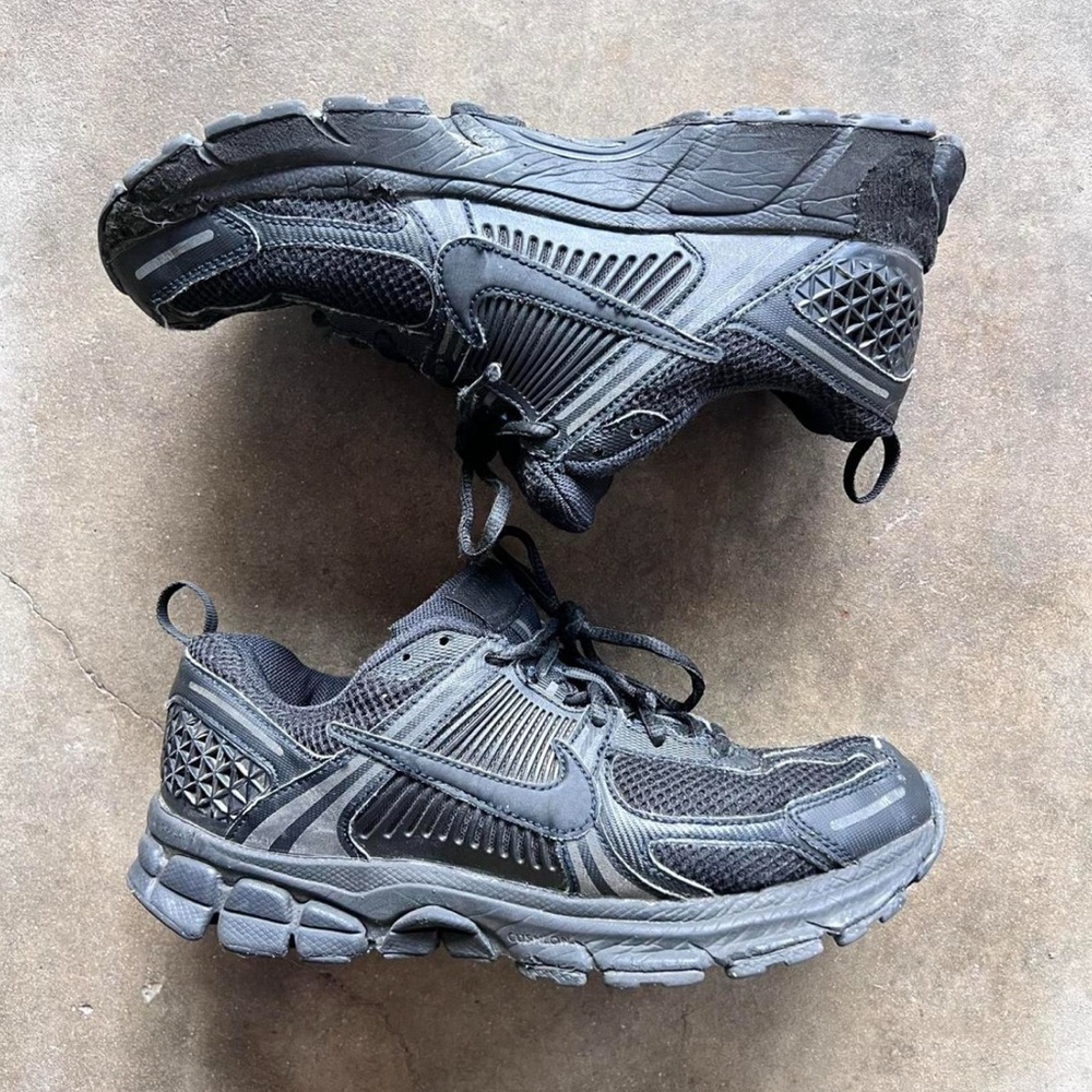 Nike Vomero 5